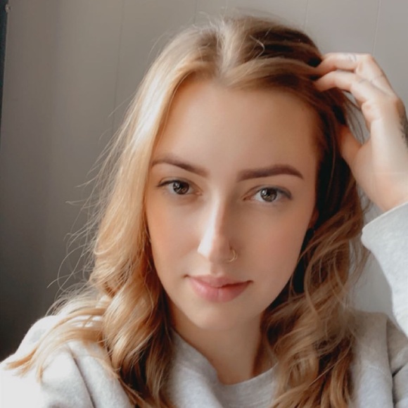 Meet your Posher, Alex - Picture 1 of 1